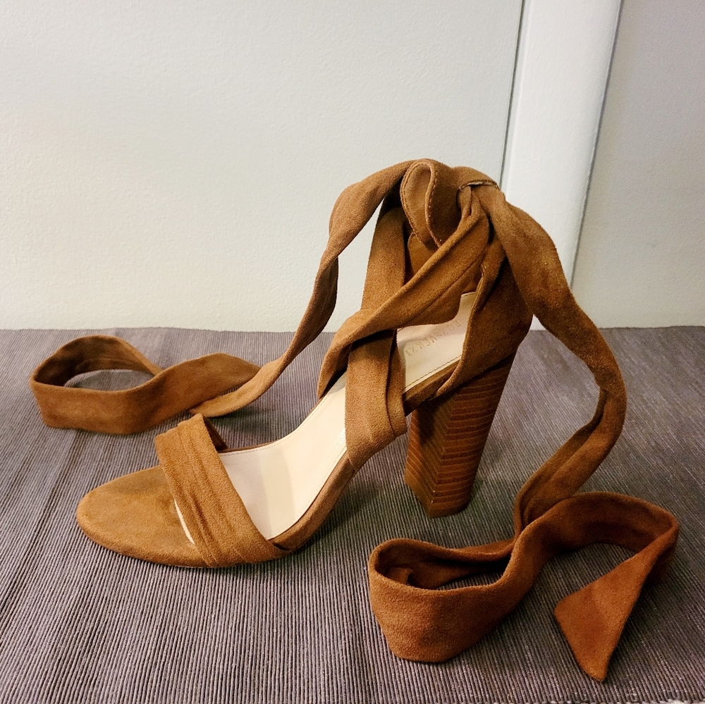 Forever 21 ankle wrap heels camel brown